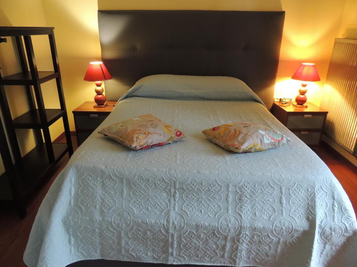 Le Jardin Des Cygnes Bed & Breakfast Pineuilh Dış mekan fotoğraf