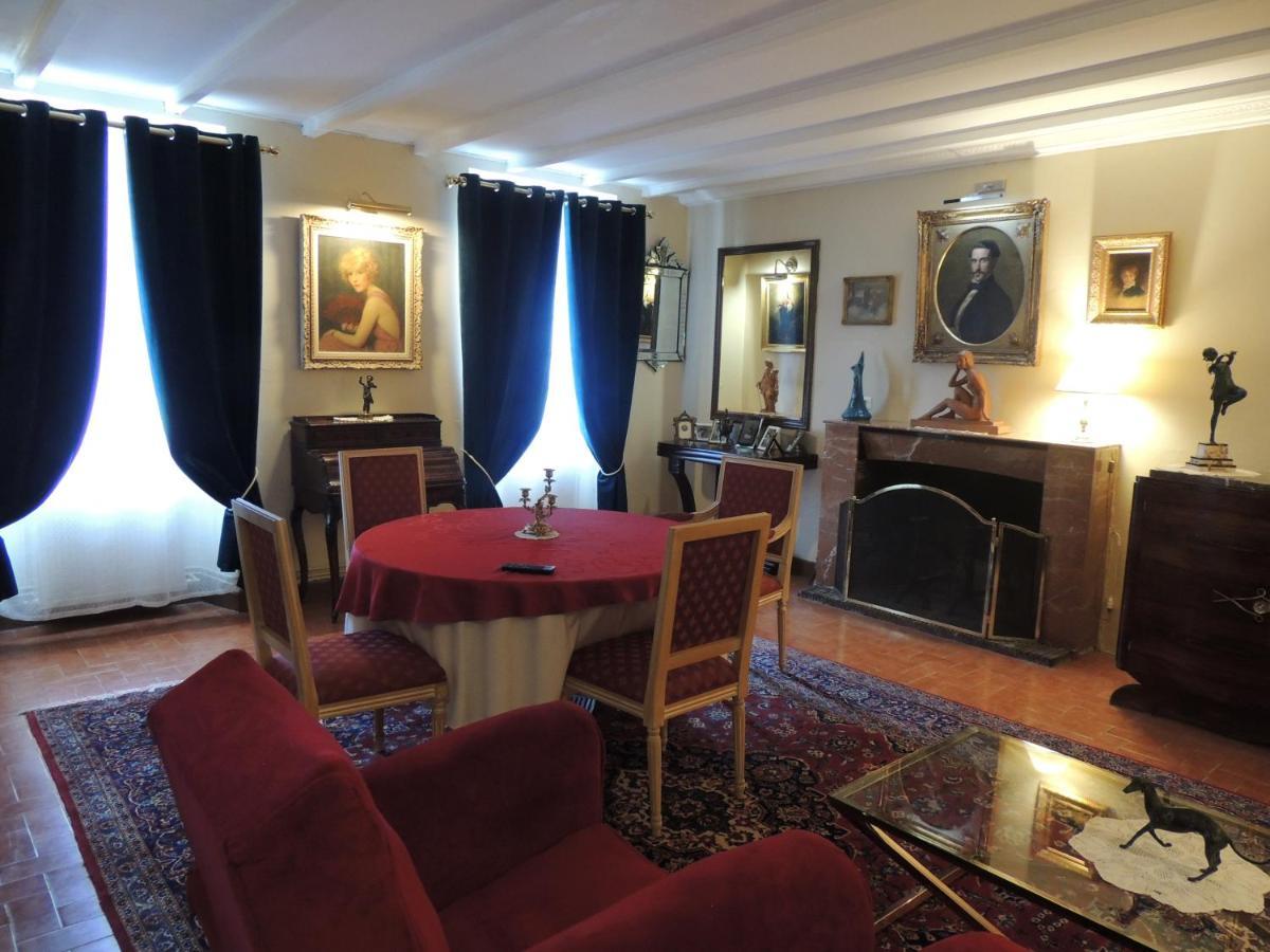 Le Jardin Des Cygnes Bed & Breakfast Pineuilh Dış mekan fotoğraf